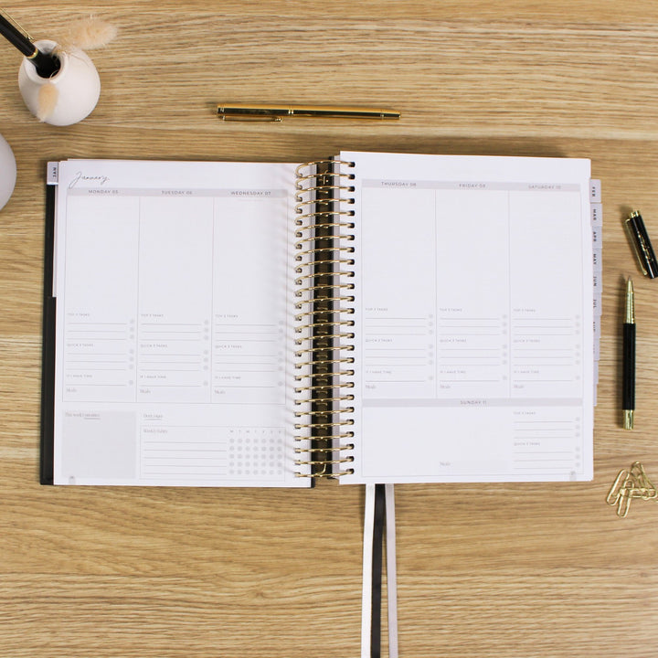 2026 Signature Planner - Black