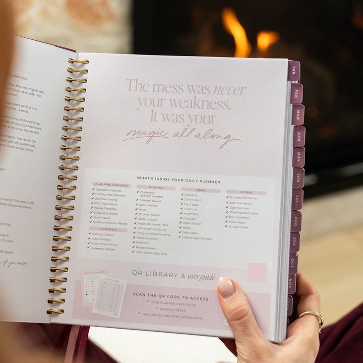 2027 Daily Planner - Berry
