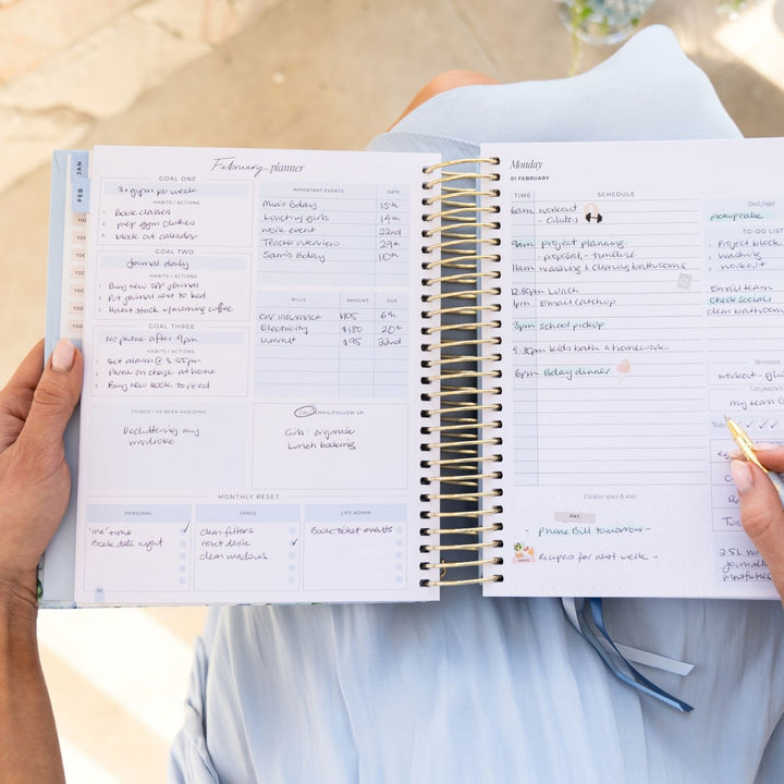 2027 Daily Planner - Bluebelle