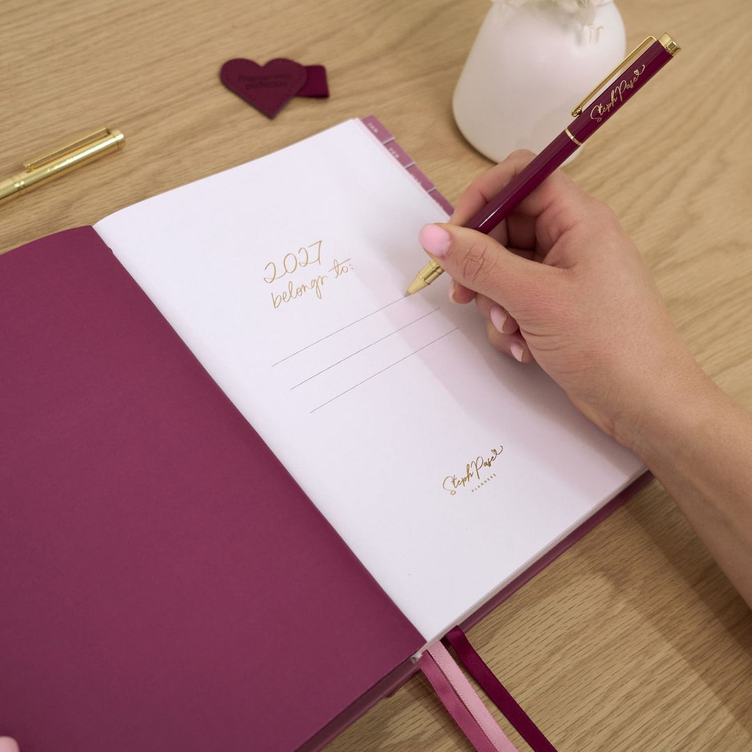 2027 Essential Weekly Planner - Berry