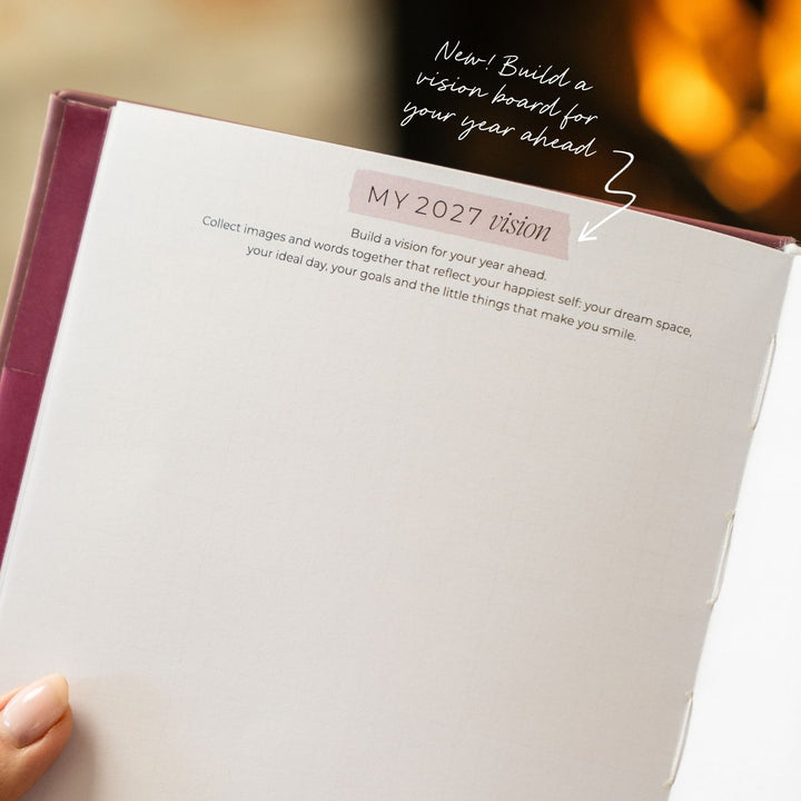 2027 Essential Weekly Planner - Berry