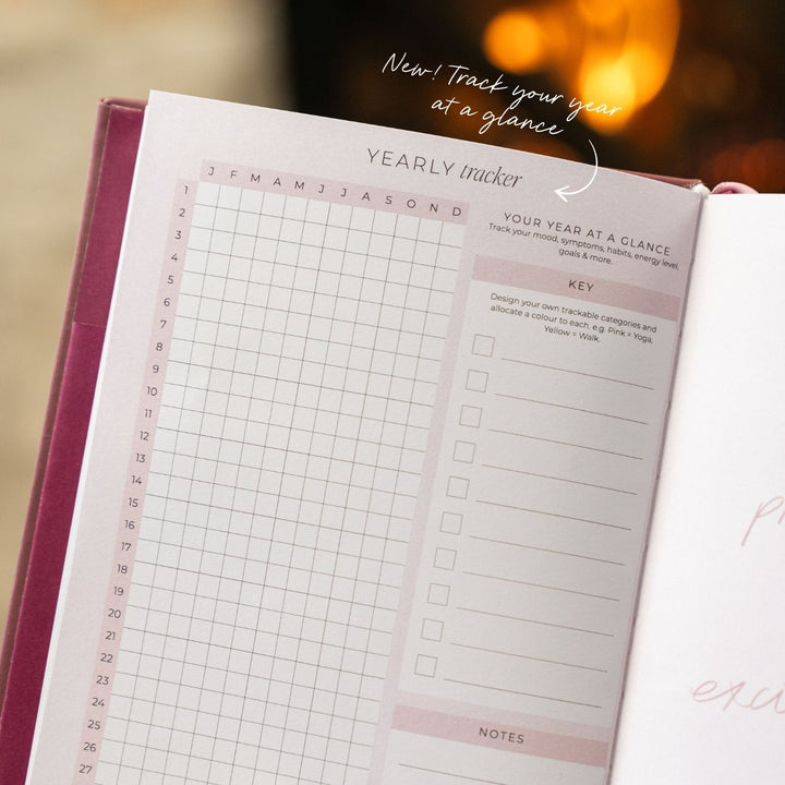 2027 Essential Weekly Planner - Berry
