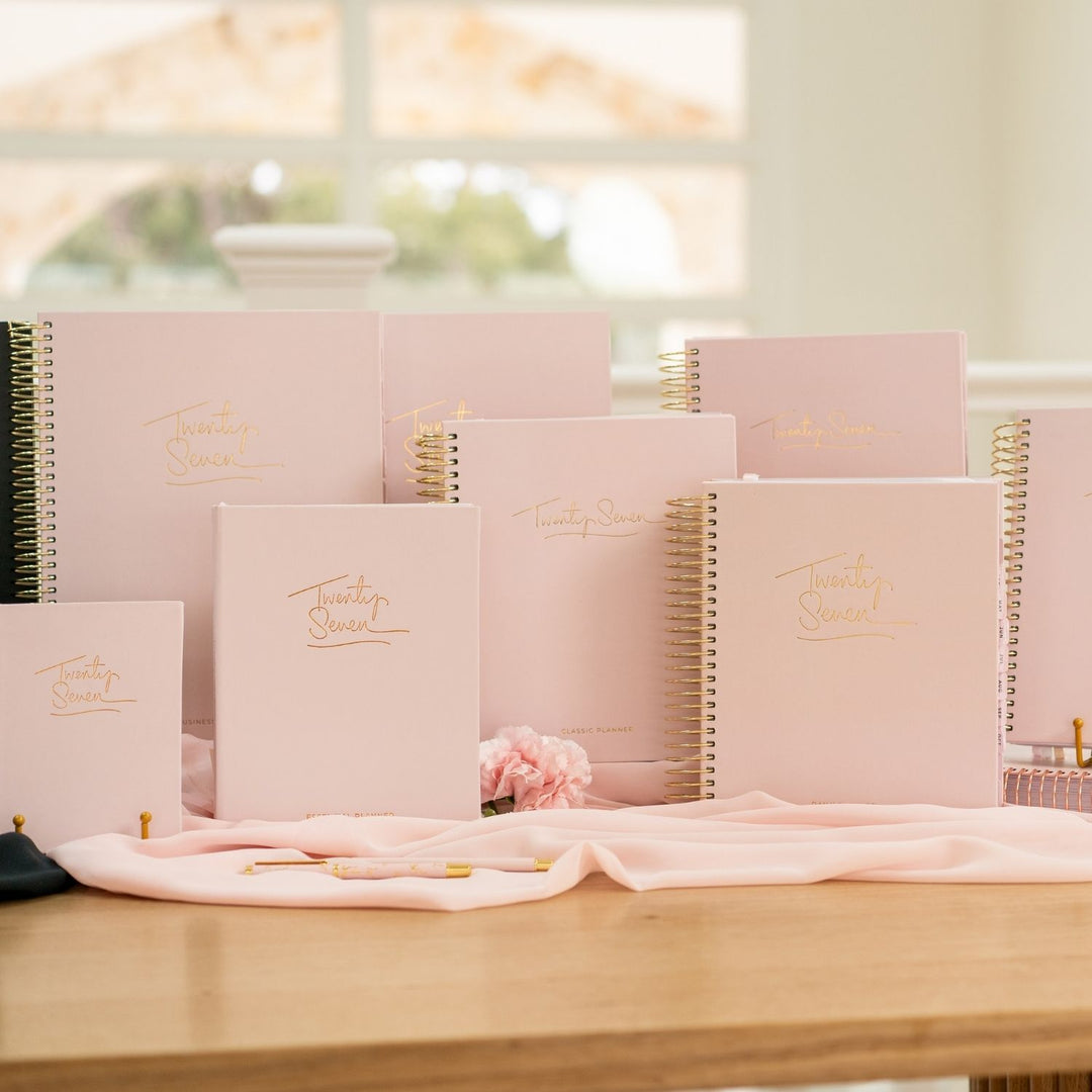 2027 Signature Weekly Planner - Blush + Yellow Gold
