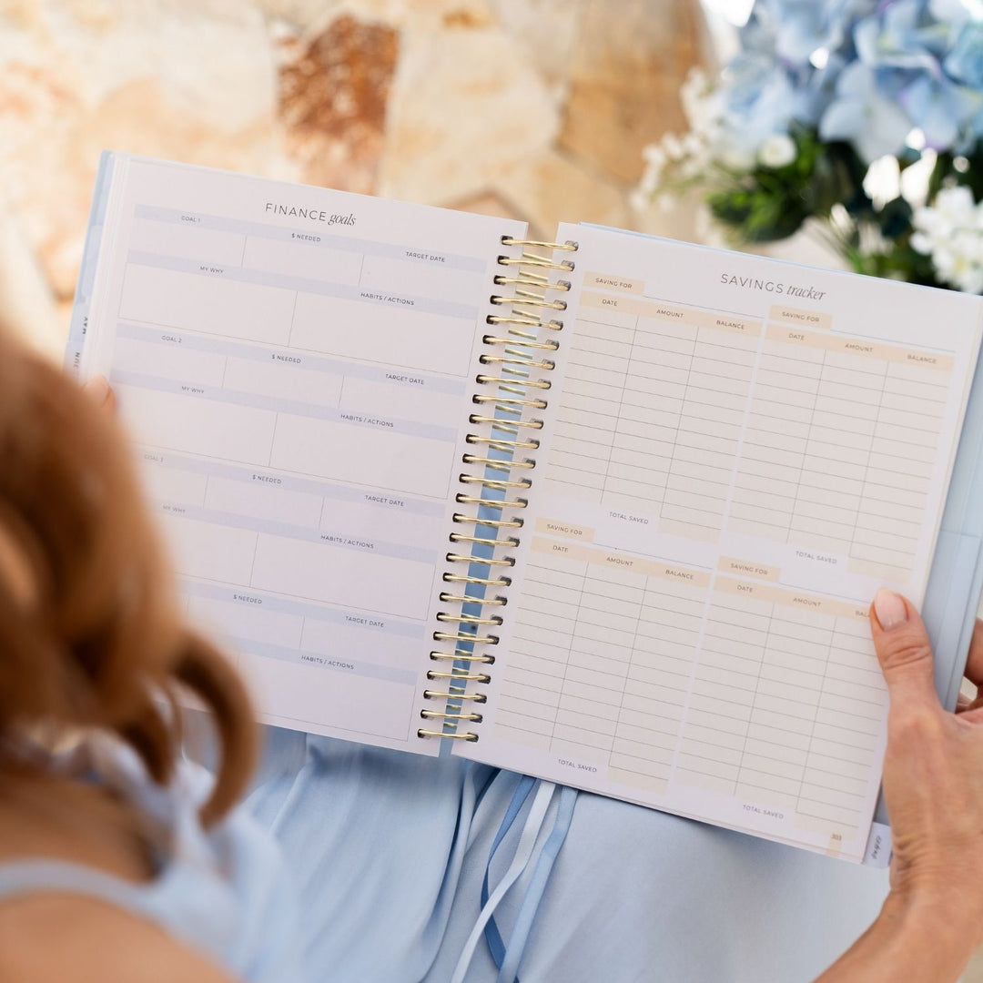 2027 Signature Weekly Planner - Bluebelle