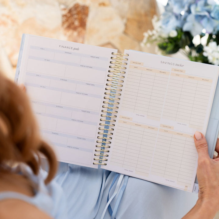 2027 Signature Weekly Planner - Bluebelle
