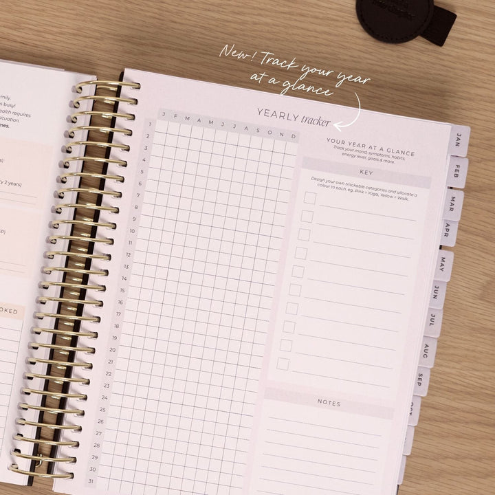 2027 Classic Weekly Planner - Black