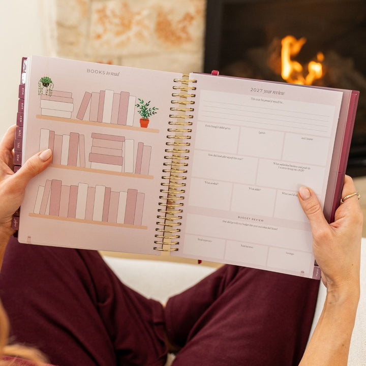 2027 Signature Weekly Planner - Berry