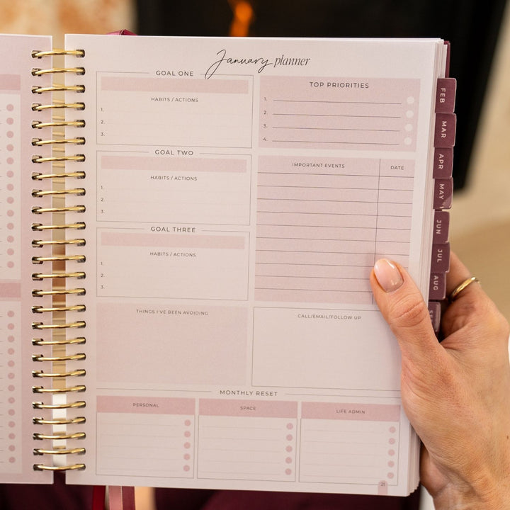 2027 Signature Weekly Planner - Berry