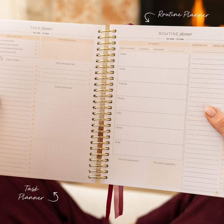 2027 Signature Weekly Planner - Berry