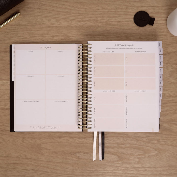 2027 Signature Weekly Planner - Black