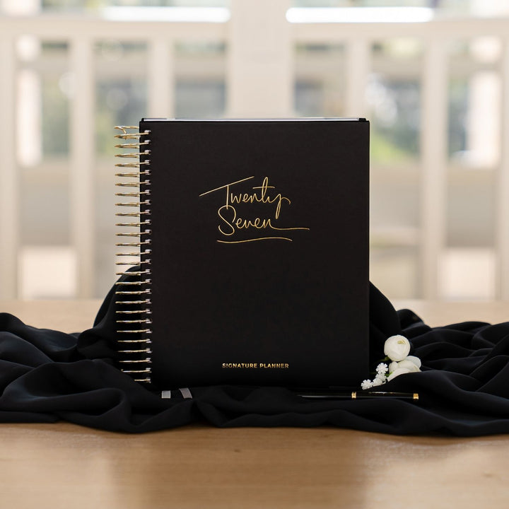 2027 Signature Weekly Planner - Black