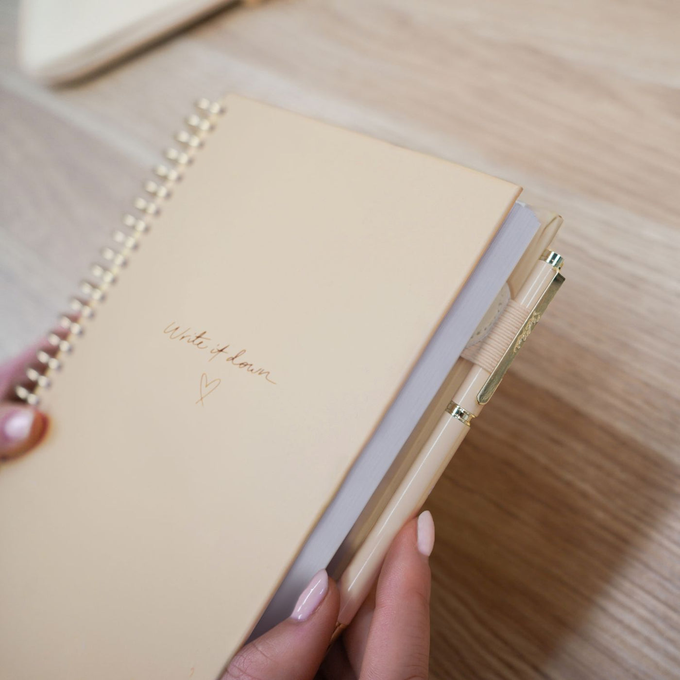 Stick-on Pen Loop - Beige