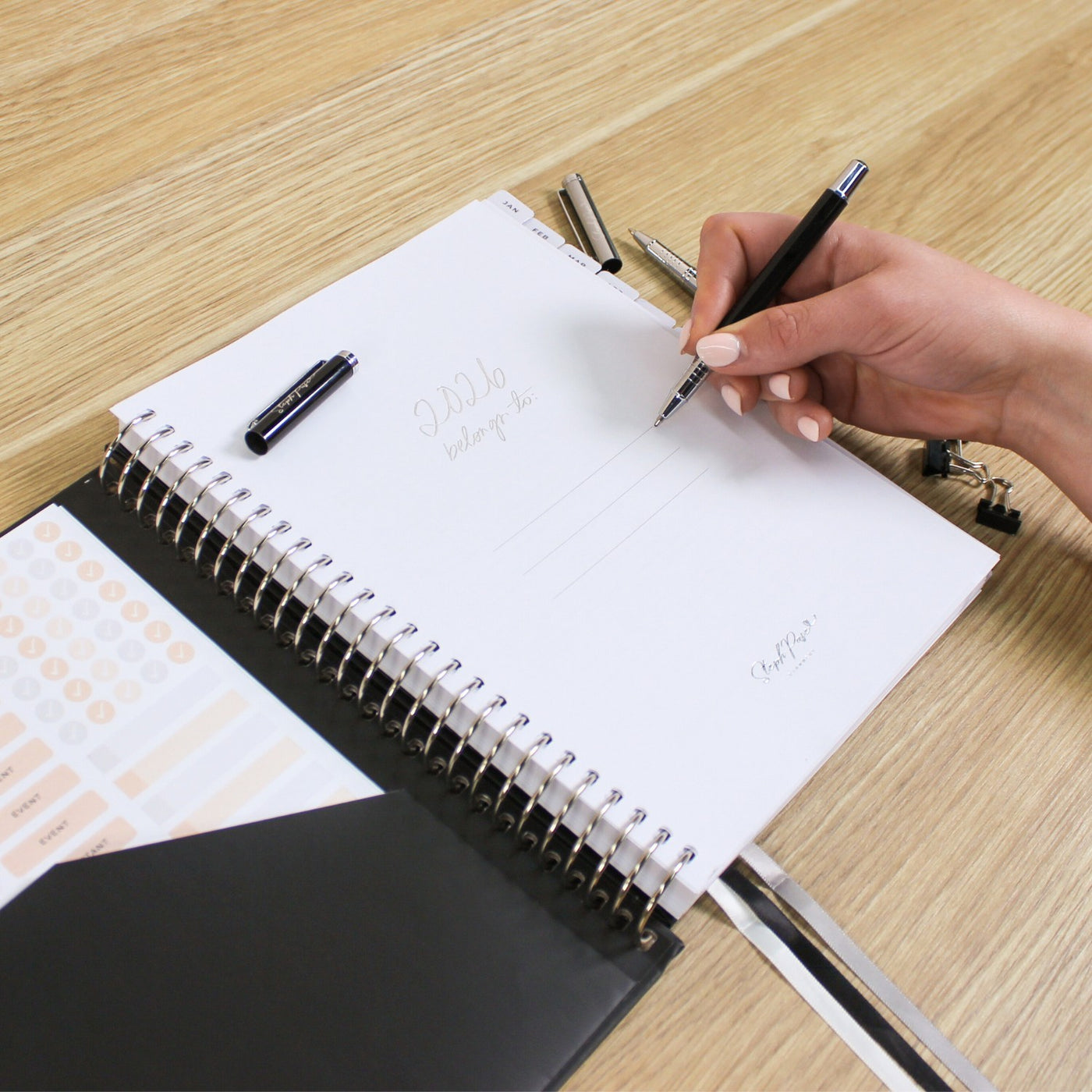 2026 Classic Planner - Black