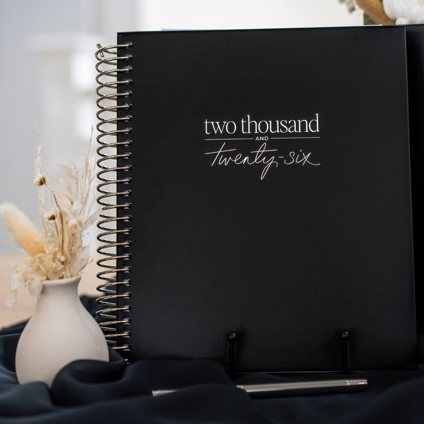 2026 Classic Planner - Black