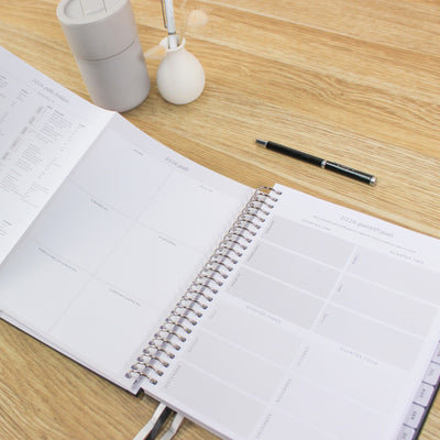 2026 Classic Planner - Black