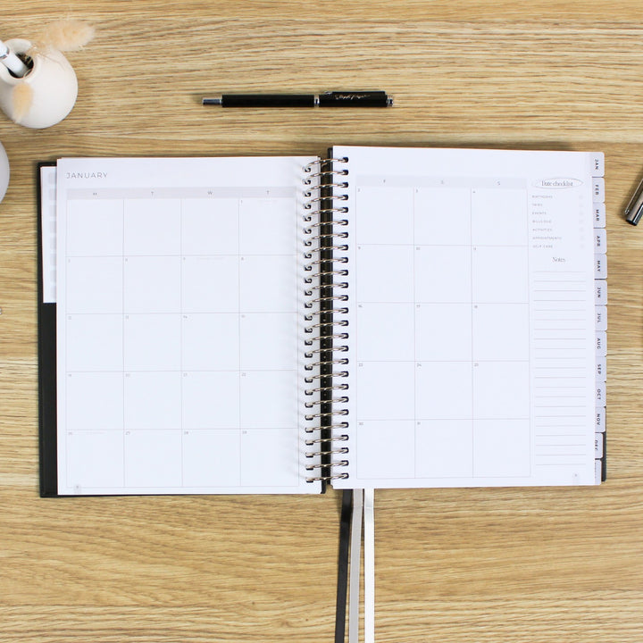 2026 Classic Planner - Black