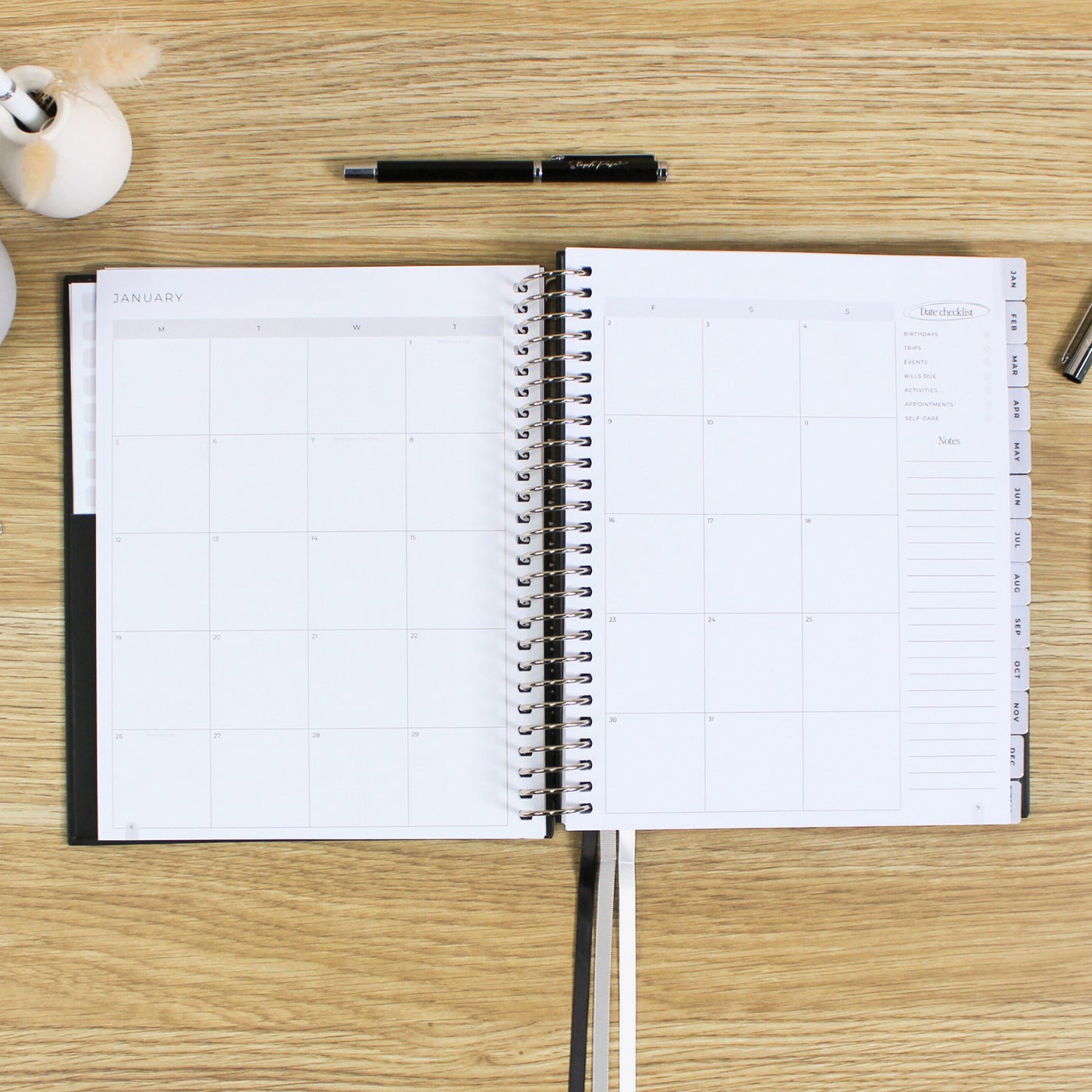 2026 Classic Planner - Black