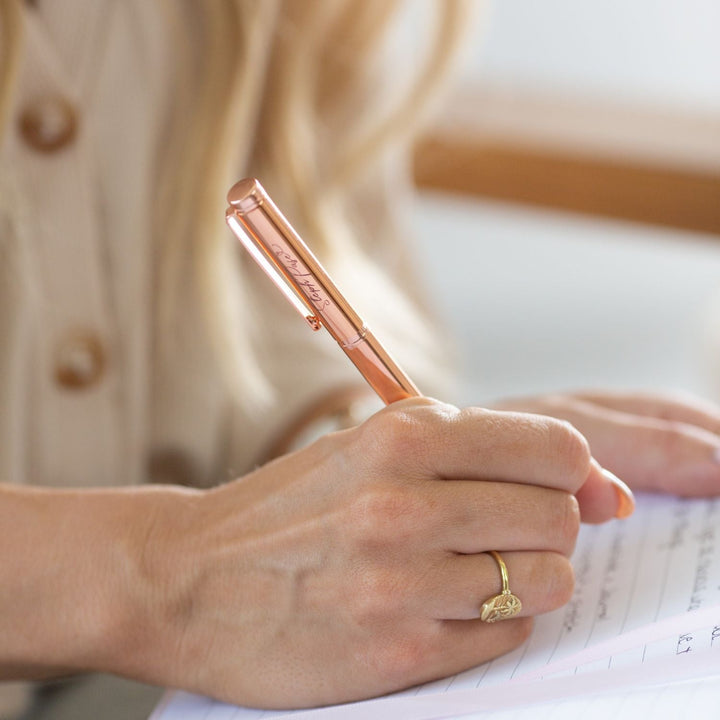 Steph-Pase-Luxe-Gold-Signature-Five-Pen-Pack-7_b5fd9d8f-aac1-4d46-8565-dfa632b58fba.jpg
