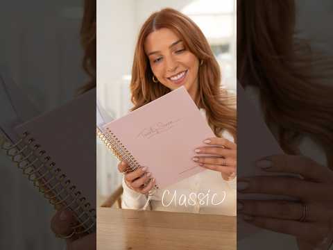 2027 Classic Weekly Planner - Black