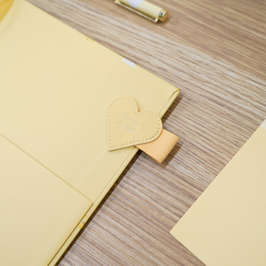 Stick-on Pen Loop - Butter Yellow